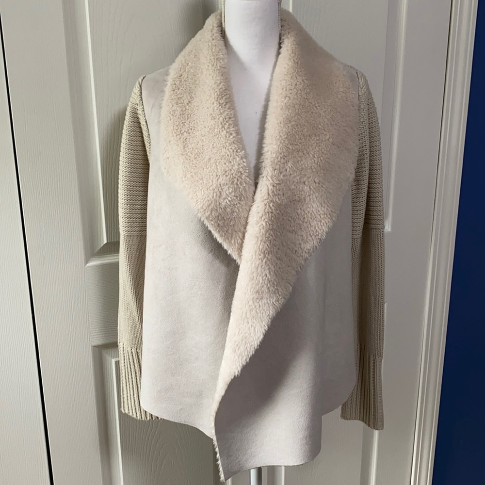 Chelsea & Theodore Cream Fur Sweater Coat M